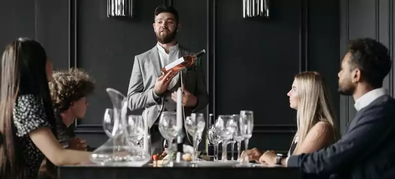 wine-taster-kaise-bane-how-to-become-a-wine-taster-or-sommelier
