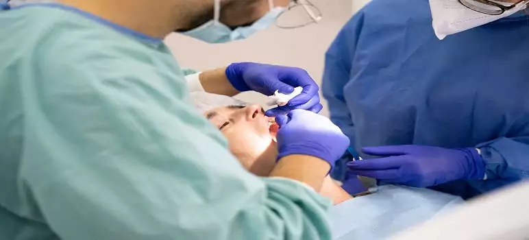 dentist-kaise-bane-in-hindi